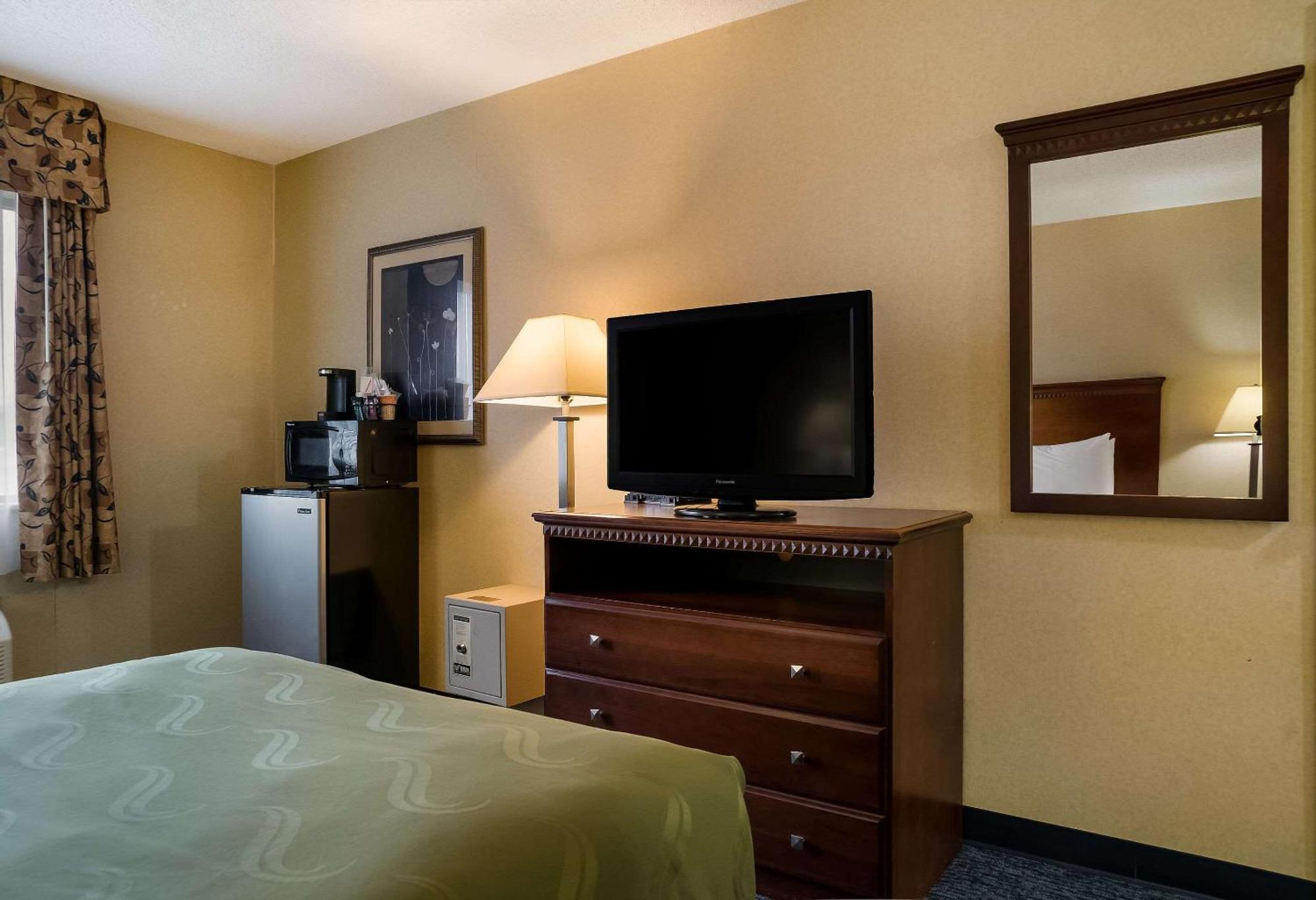 Quality Inn Grand Blanc - Flint South Esterno foto