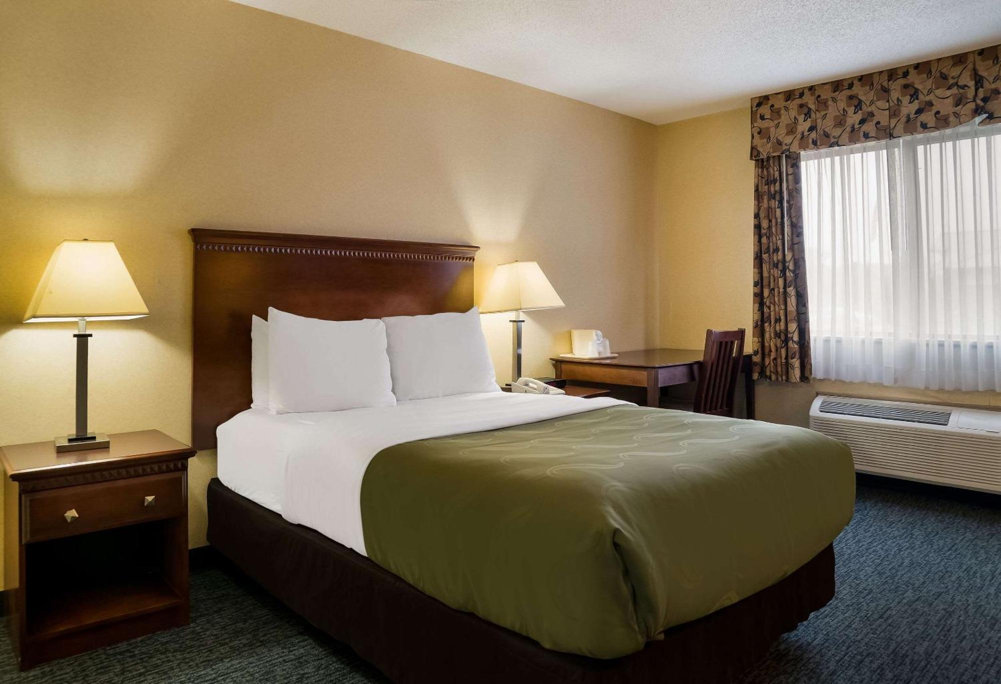 Quality Inn Grand Blanc - Flint South Esterno foto